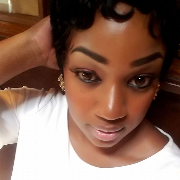 Meet your Posher, Princess - Picture 1 of 1